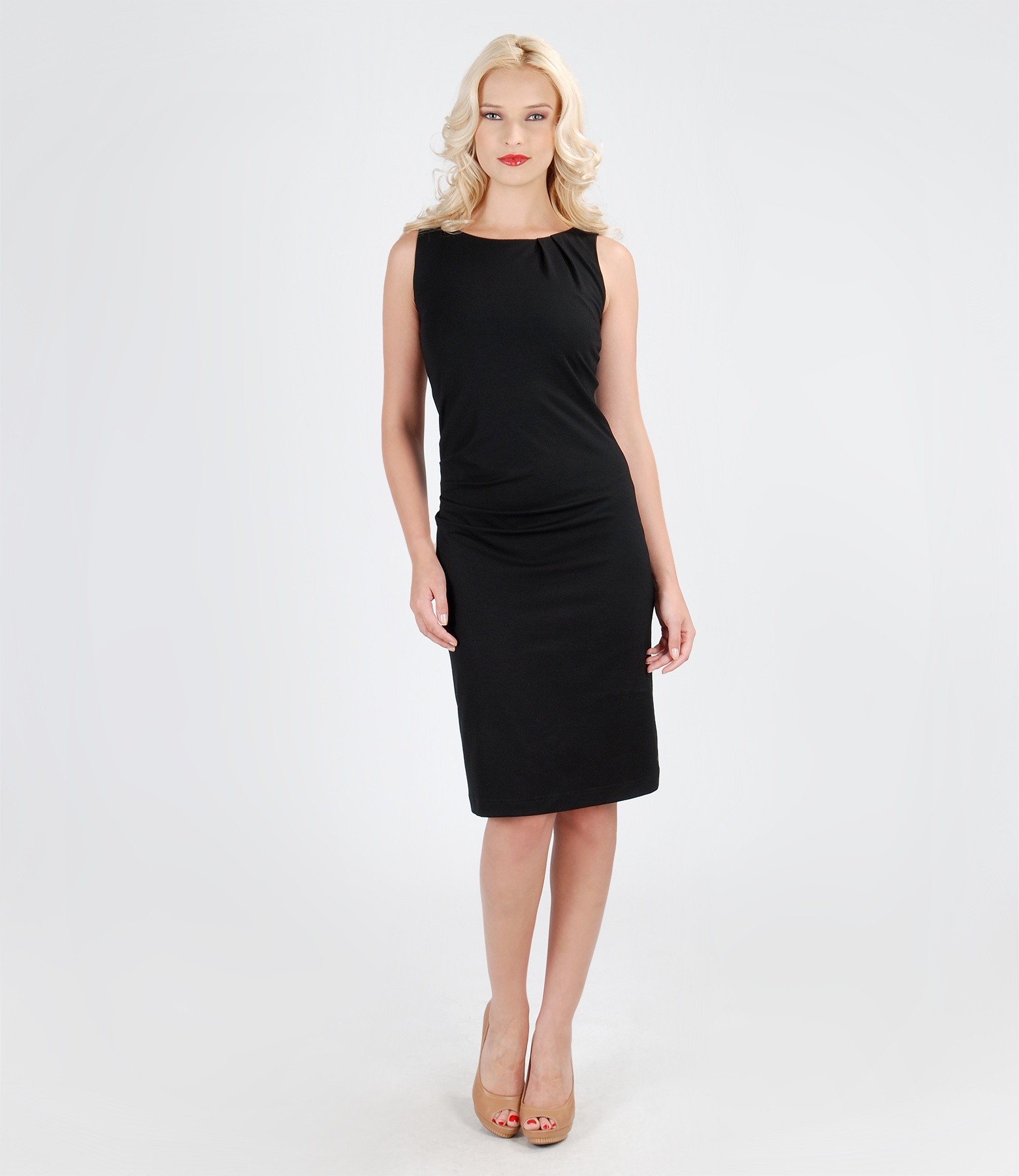 Rochie simpla neagra din jerse elastic