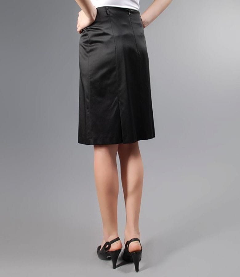 Fusta stofa neagra in cute duble