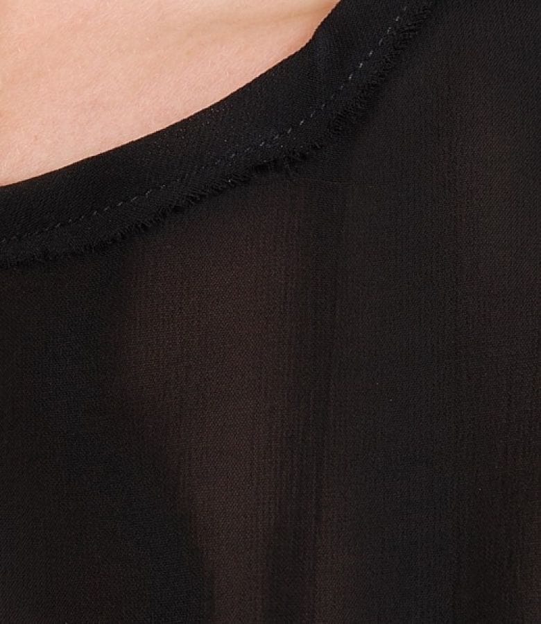 Bluza cu aplicatie pe platca