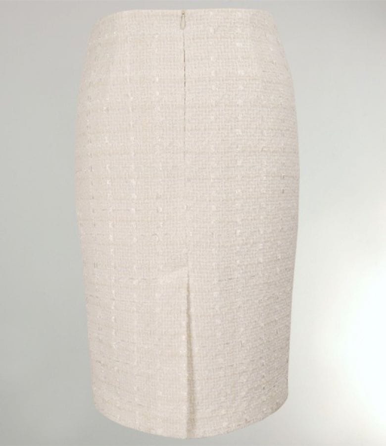 Fusta din bucle alb cu fir satinat