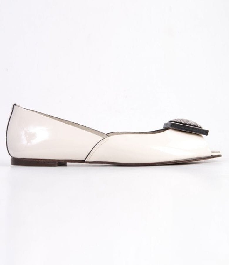 Pantofi Sniks din piele lacuita crem 789