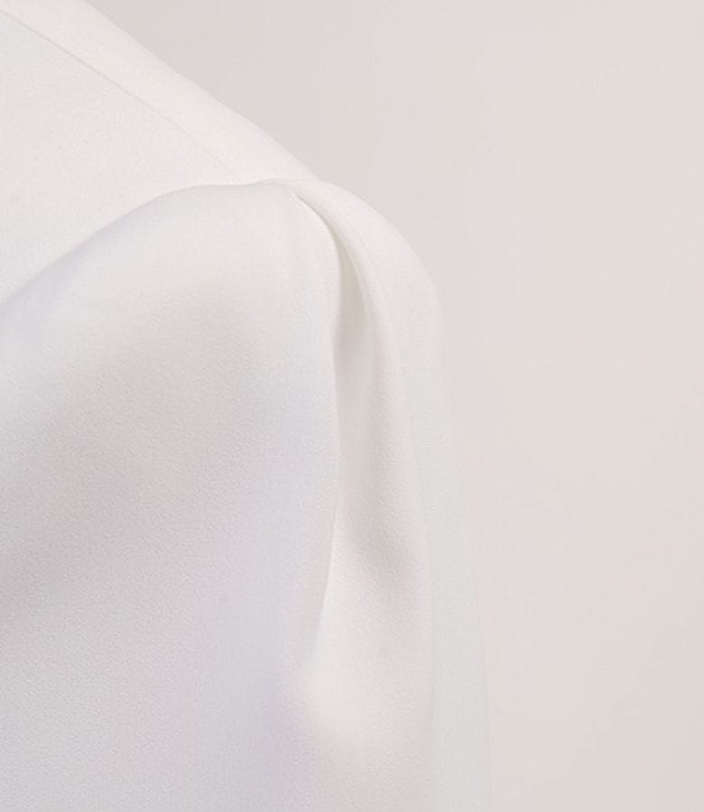 Sacou elegant alb din stofa elastica