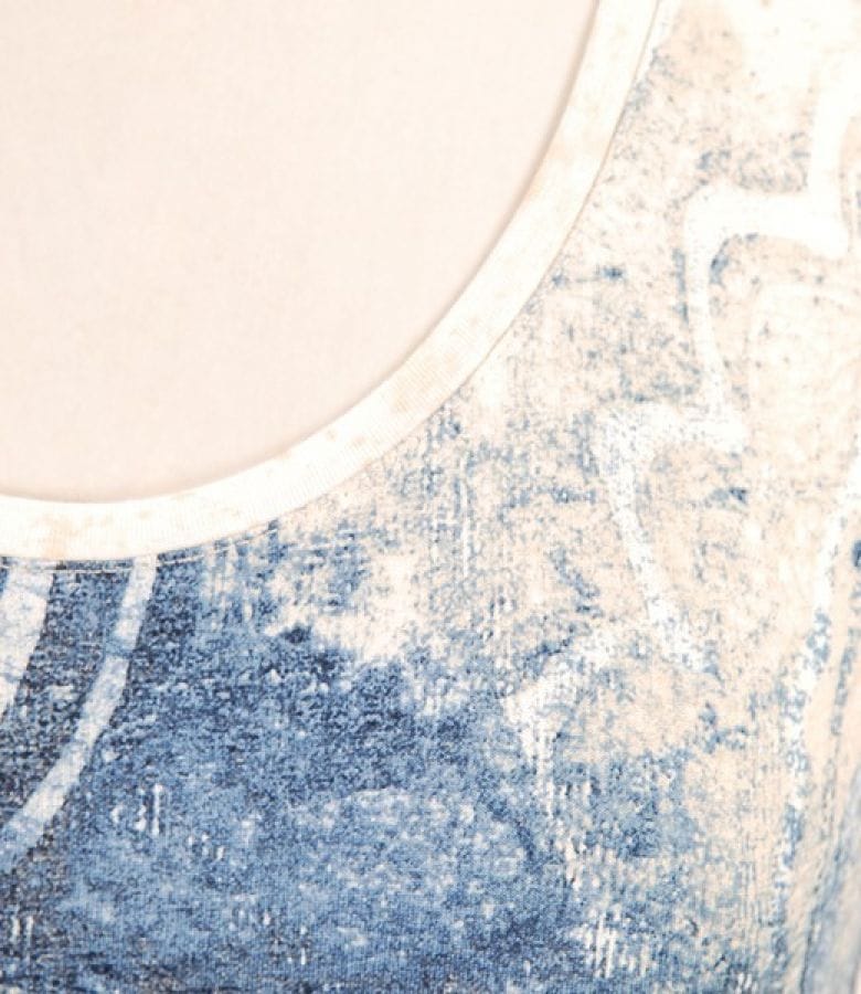 Tricou cu decolteu rotund