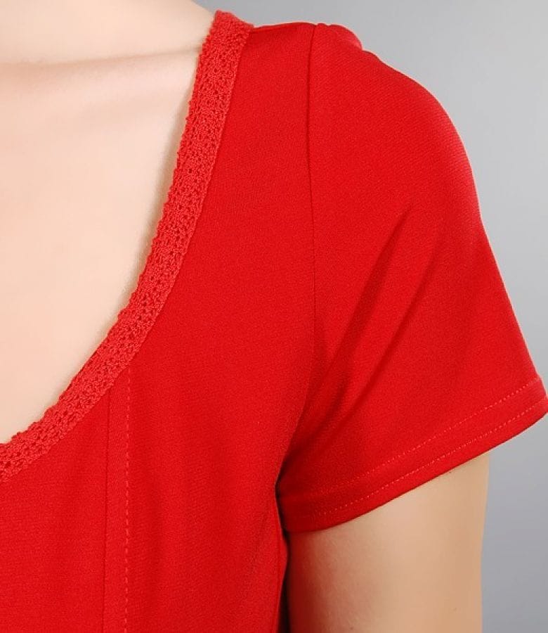 Tricou uni cu decolteu adanc si dantela