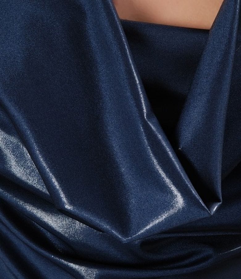 Tricou satinat cu decolteu dublu