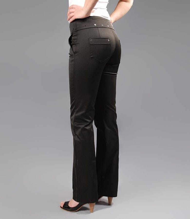Pantaloni cu tinte metalice din saten gros elastic negru