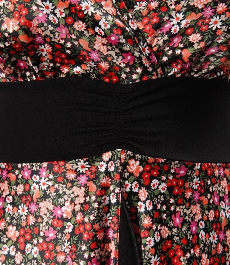 Rochie in colturi din saten cu imprimeu floral
