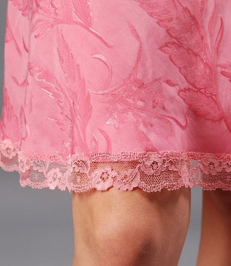 Rochie din viscoza brocart roz
