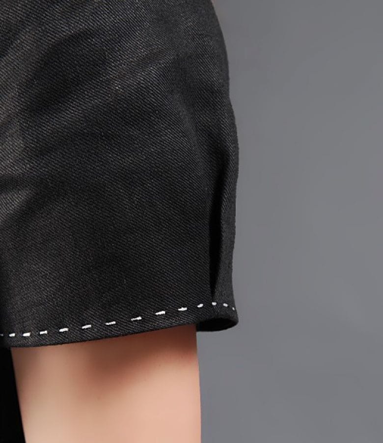 Sacou din in negru cu tighele contrast si cordon