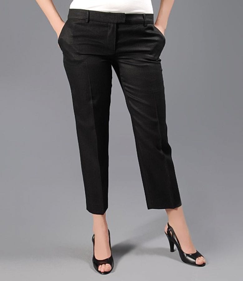 Pantaloni din in negru cu buzunare