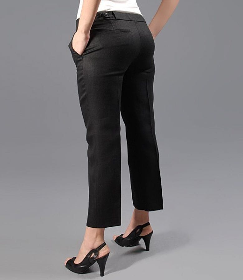 Pantaloni din in negru cu buzunare