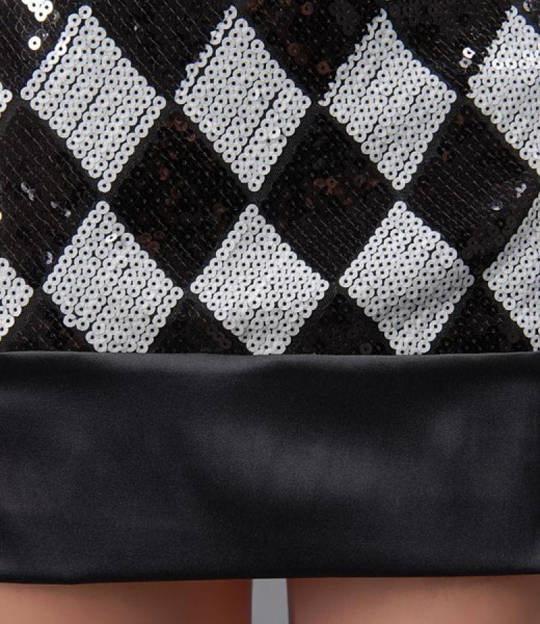 Rochie cu paiete albe si saten negru