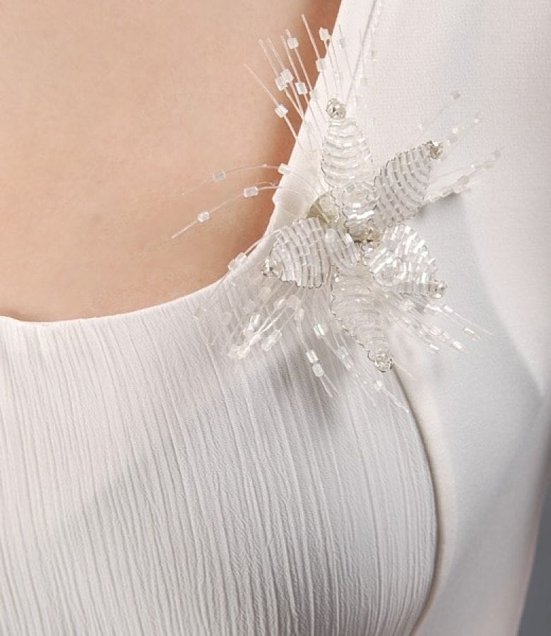 Rochie din voal ecru cu funda si floare