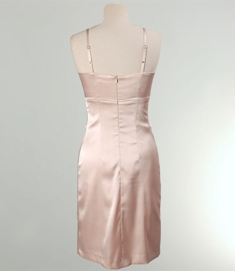 Rochie saten crem cu falduri si aplicatie cristale