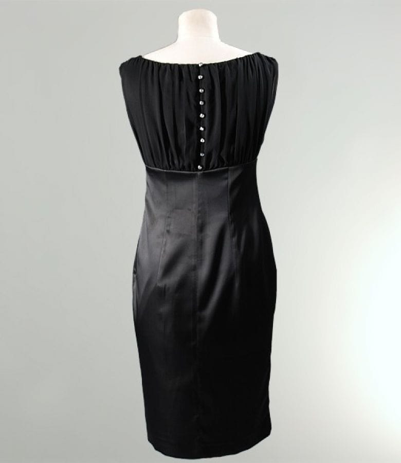 Rochie din saten elastic negru si voal cu cristale
