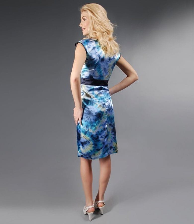 Rochie din saten albastru cu imprimeu floral si falduri