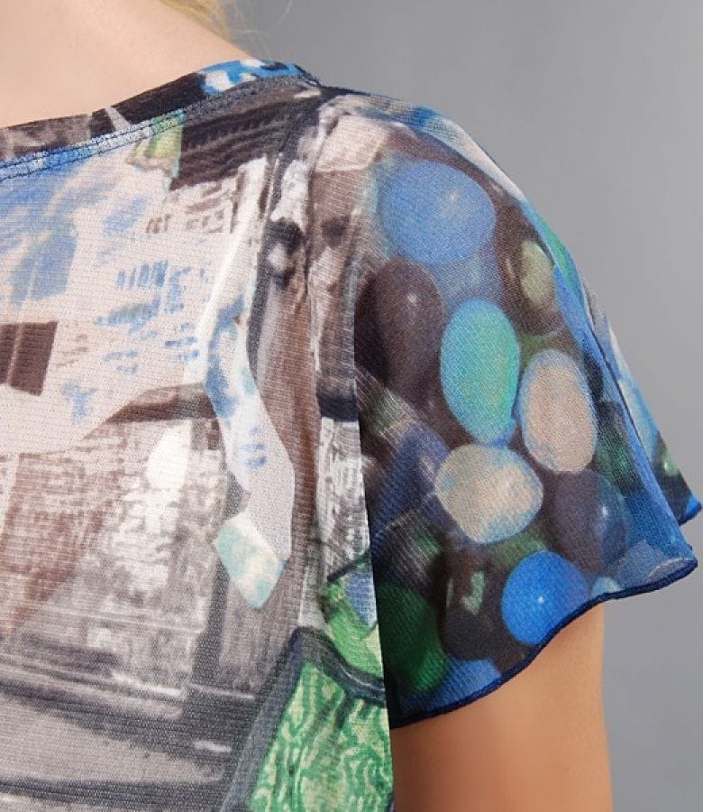 Bluza din tul elastic imprimat cu funda
