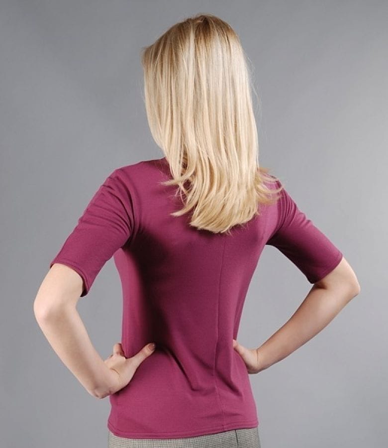 Tricou din jerse elastic gros pe gat