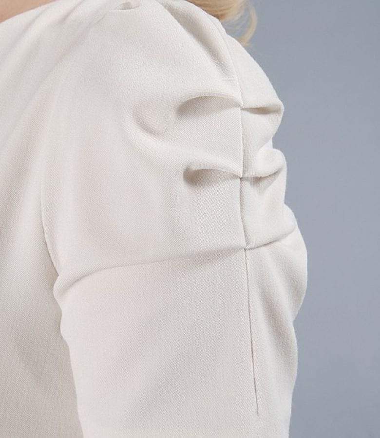 Rochie cu pliuri din stofa elastica bej-gri