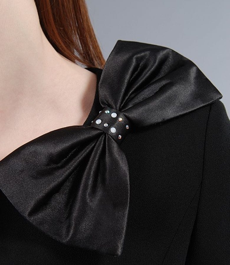 Sacou elegant cu garnitura saten