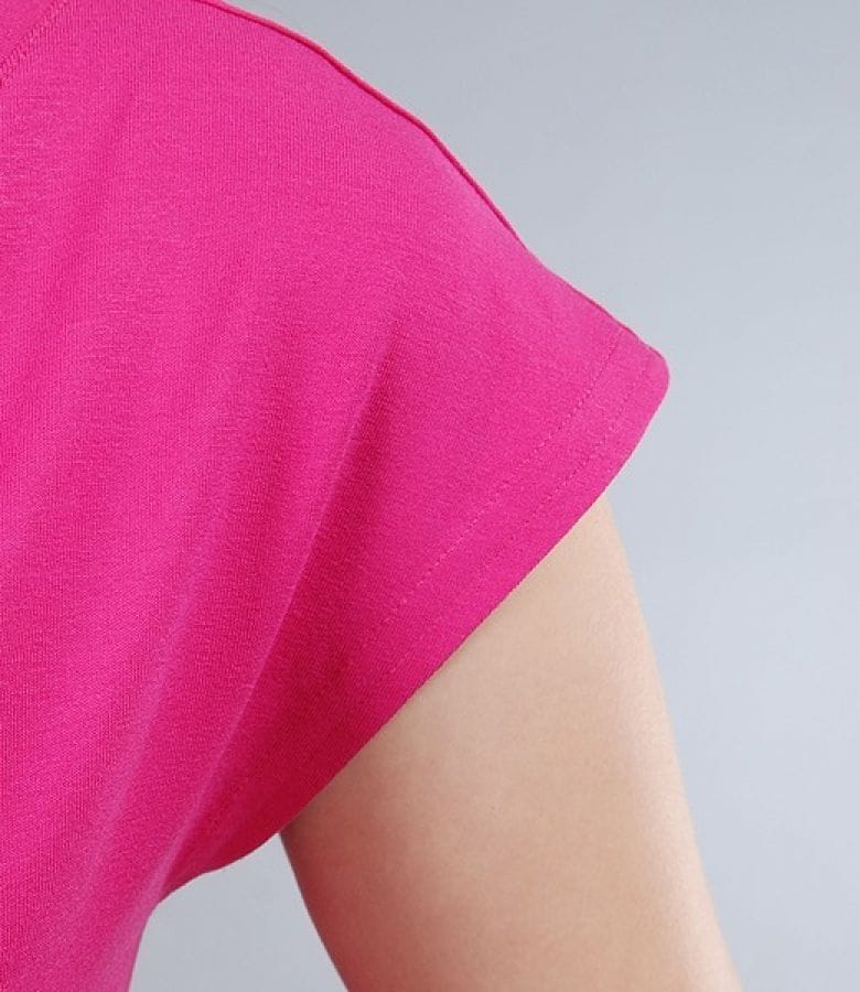 Tricou din jerse uni cu umeri cazuti