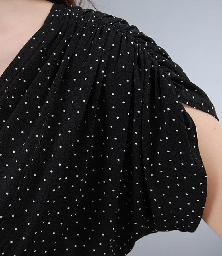 Tricou din jerse imprimat cu decolteu in V