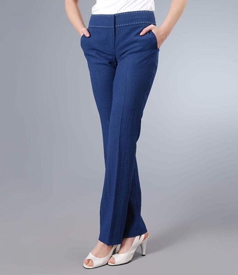 Pantaloni din viscoza creponata albastra cu buzunare