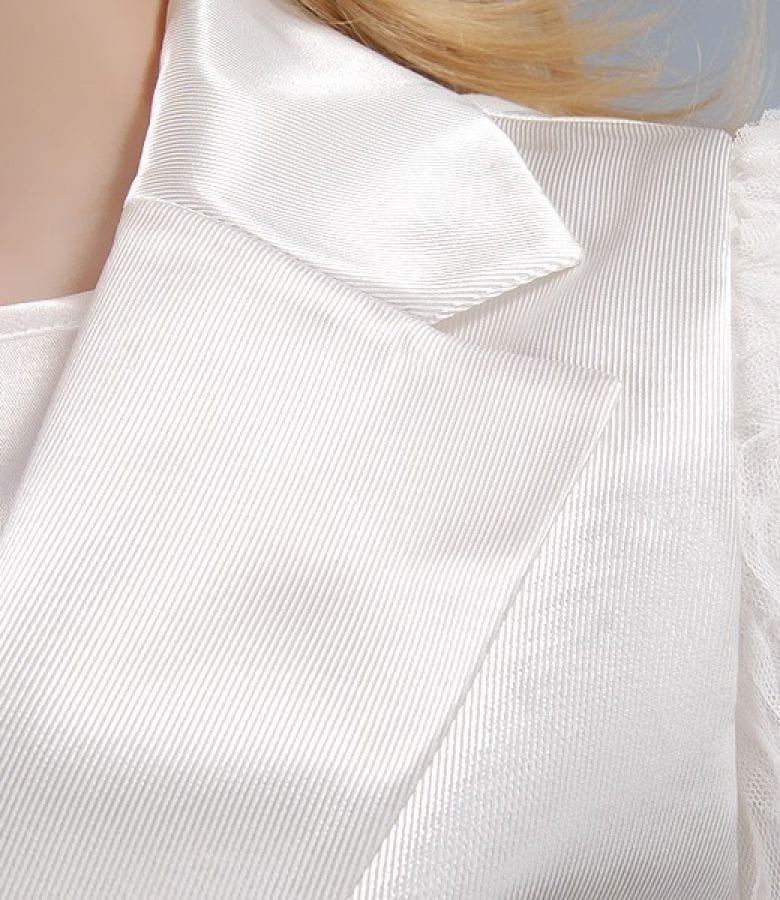 Sacou elegant alb-ecru cu trandafir