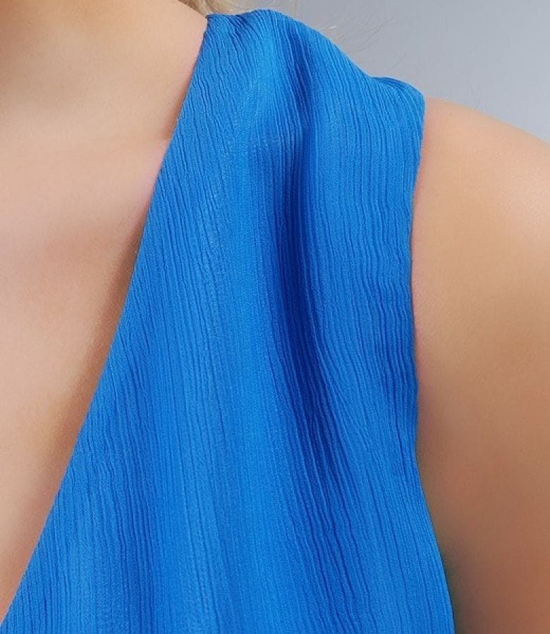 Rochie din voal creponat cu floare