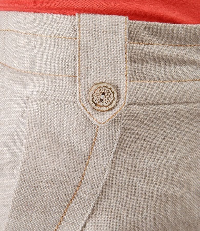 Pantaloni scurti din in bej cu mansete