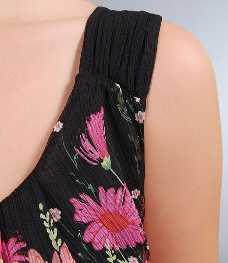 Rochie din voal negru creponat cu imprimeu floral