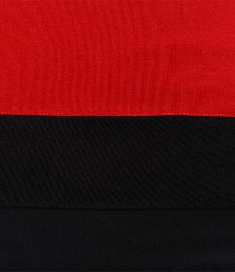 Tricou cu garnitura si floare catifea