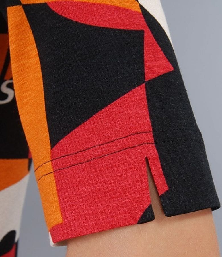 Tricou din jerse elastic cu imprimeu grafic