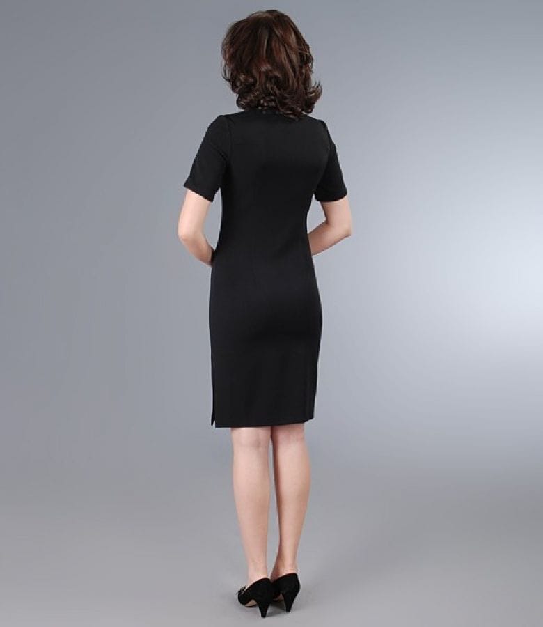 Rochie neagra cu fenta si brandemburguri