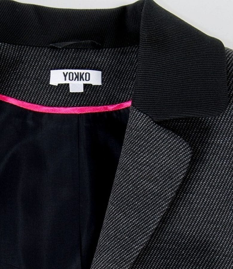 Sacou din stofa elastica neagra cu insertie gri