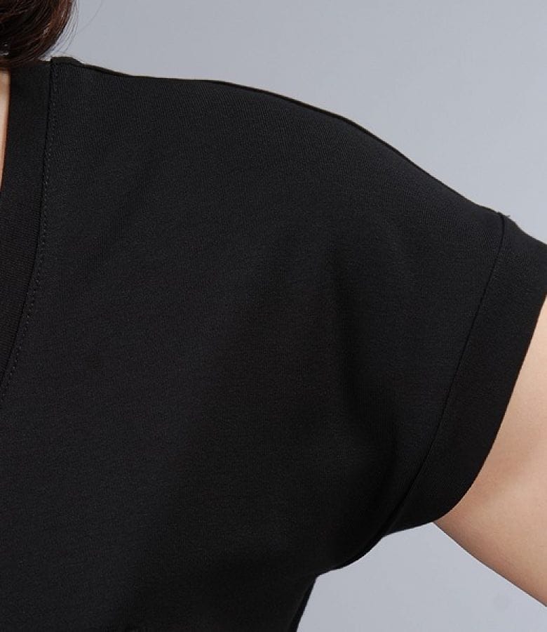 Tricou din jerse elastic uni cu mansete