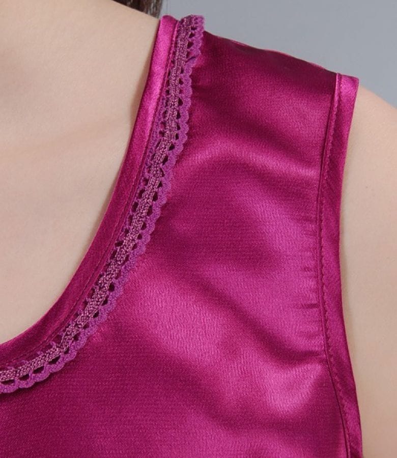 Bluza din saten elastic cu garnitura