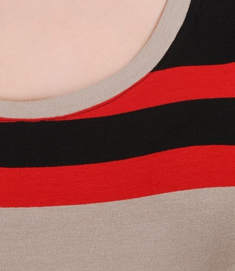 Tricou din jerse elastic imprimat cu mansete