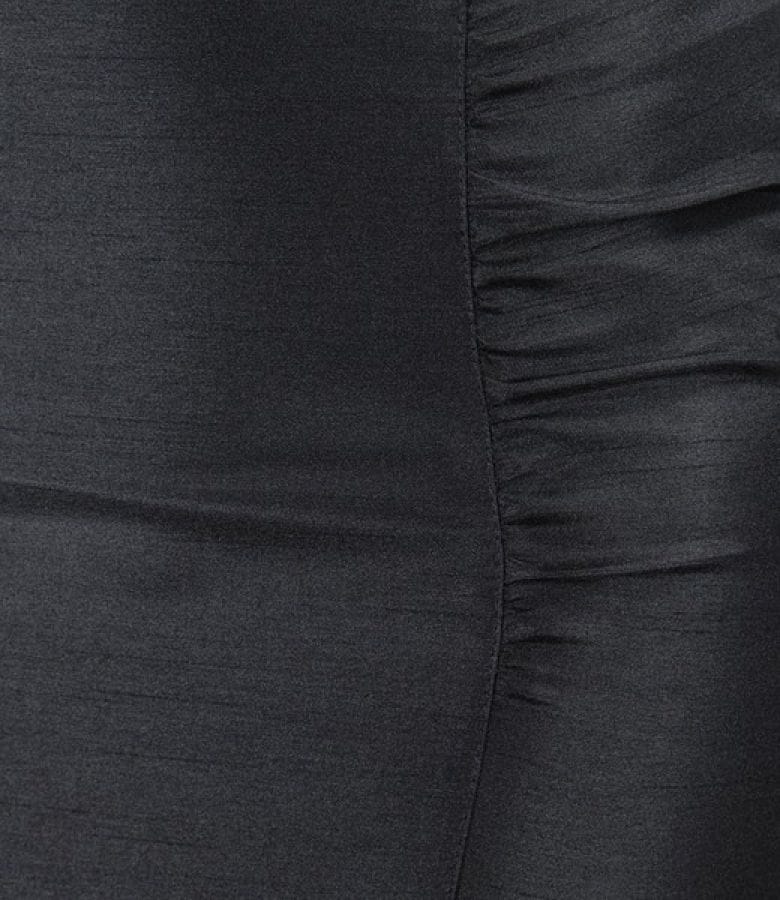 Fusta neagra cu efect satinat