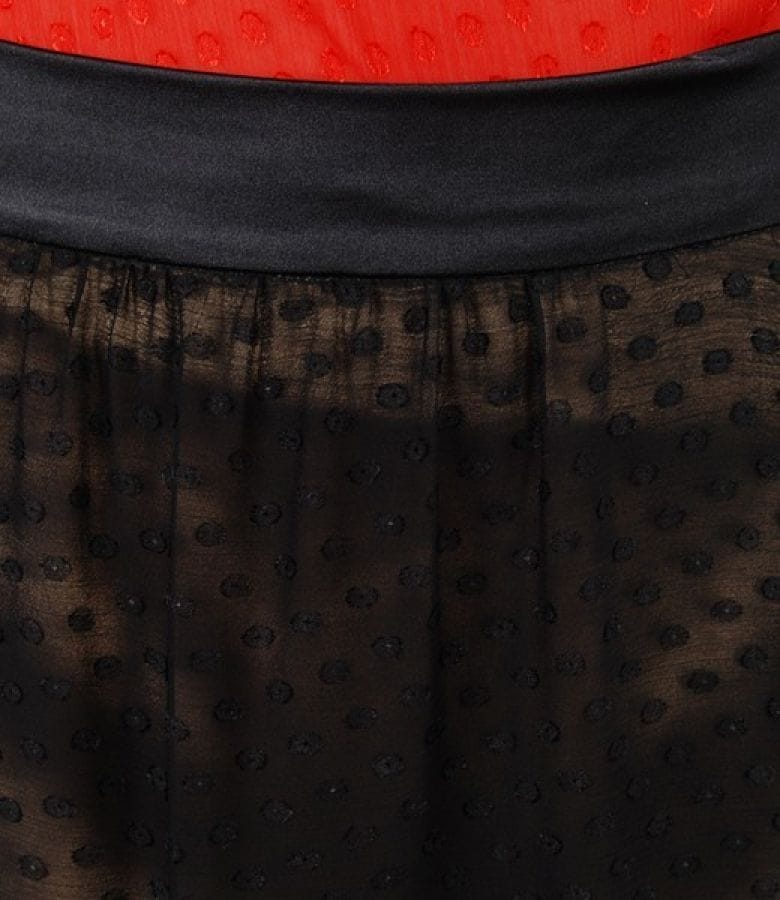 Fusta lunga din voal creponat negru cu picouri