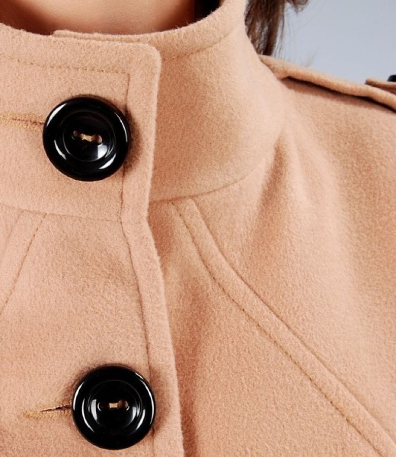 Palton bej cu epoleti