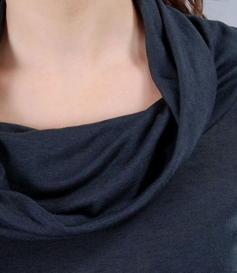 Tricou din jerse cu lana cu guler larg