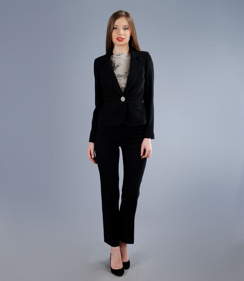 Tinuta office cu pantaloni