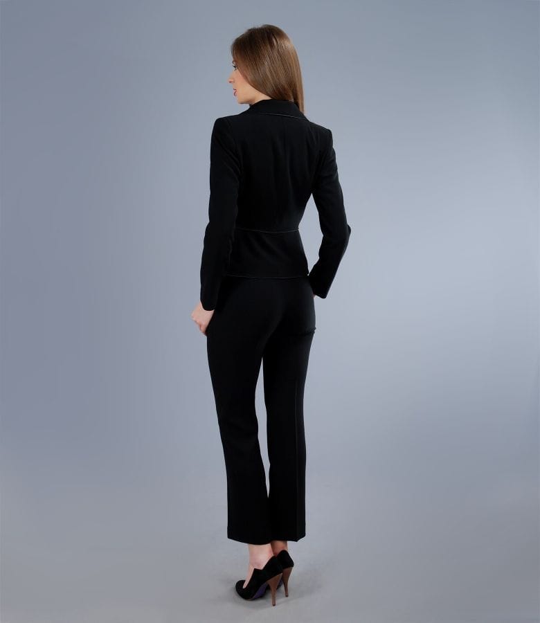 Tinuta office cu pantaloni