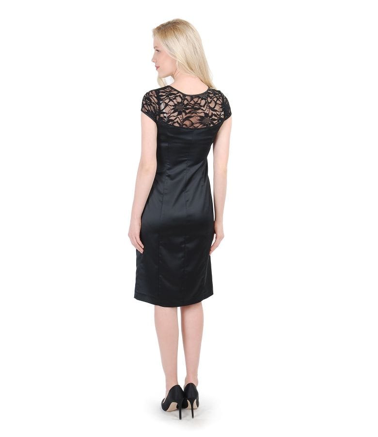Rochie din saten elastic cu garnitura de dantela