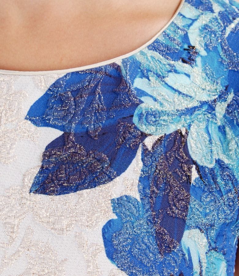 Rochie din brocart elastic multi-color cu fir metalic