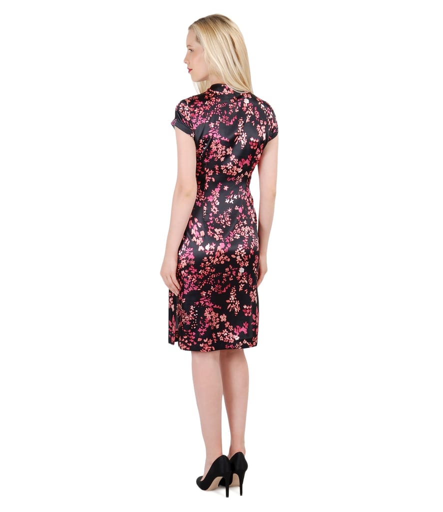 Rochie de seara scurta din saten elastic imprimat cu fenta