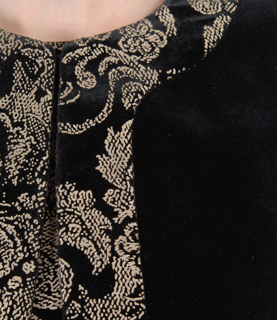 Bolero din catifea elastica neagra cu garnitura