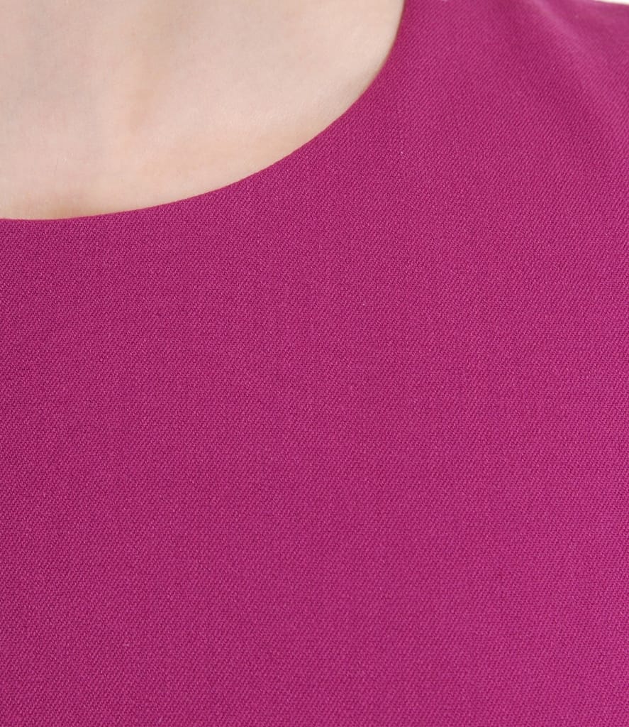 Rochie eleganta din stofa elastica cu garnitura