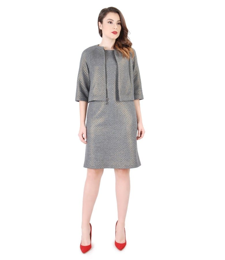 Tinuta de ocazie cu rochie si sacou din brocart cu motive geometrice